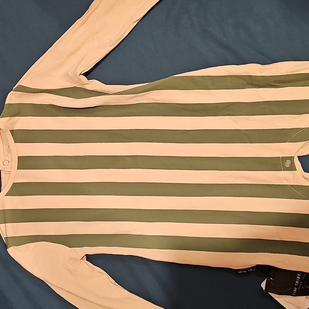Tiny tribe brand new baby stretchie size 18-24